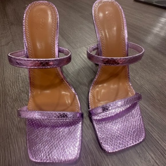 NWOT ASOS DESIGN sandals in metallic lilac SZ8 - Picture 3 of 6